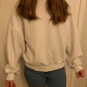 Vit tröja - Basic vit skön tröja