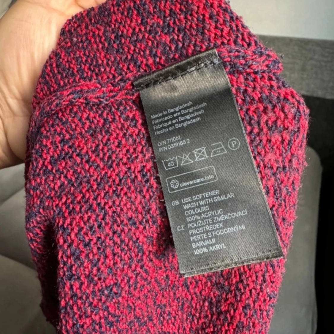 Vinröd stickad tröja från H&M Divided - 92