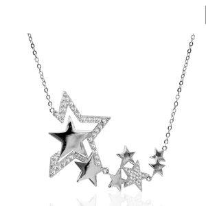 Ioaku halsband - Säljer detta multistar halsband från ioaku! Helt ovanvåningen💕 nypris:700kr☺️ skriv privat för egna bilder✨