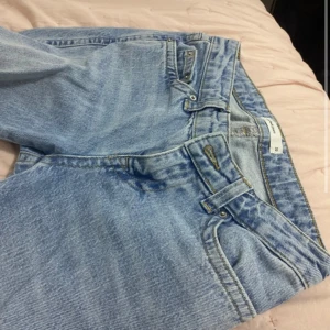 Jeans från gina pris kan diskursen  - Anvönt ett par gåbget 