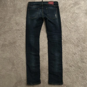 Reign jeans - Storlek 31, riktigt snygga och bra passform. Inte använda alls mycket, skick: 9,5/10. Pris: 699kr