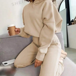 Mjukisdress - Oanvänd för att den är liten så den är endast testad