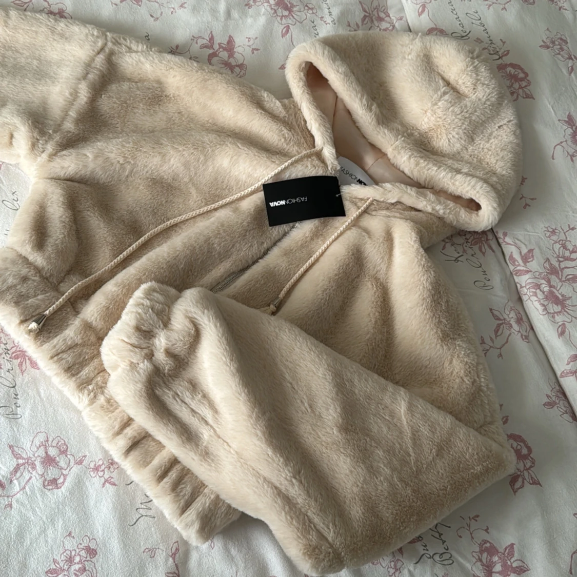 Super söt päls jacka! - 90