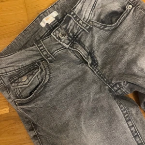 Jeans  - Jätte bra skick använt typ 5 gnr 