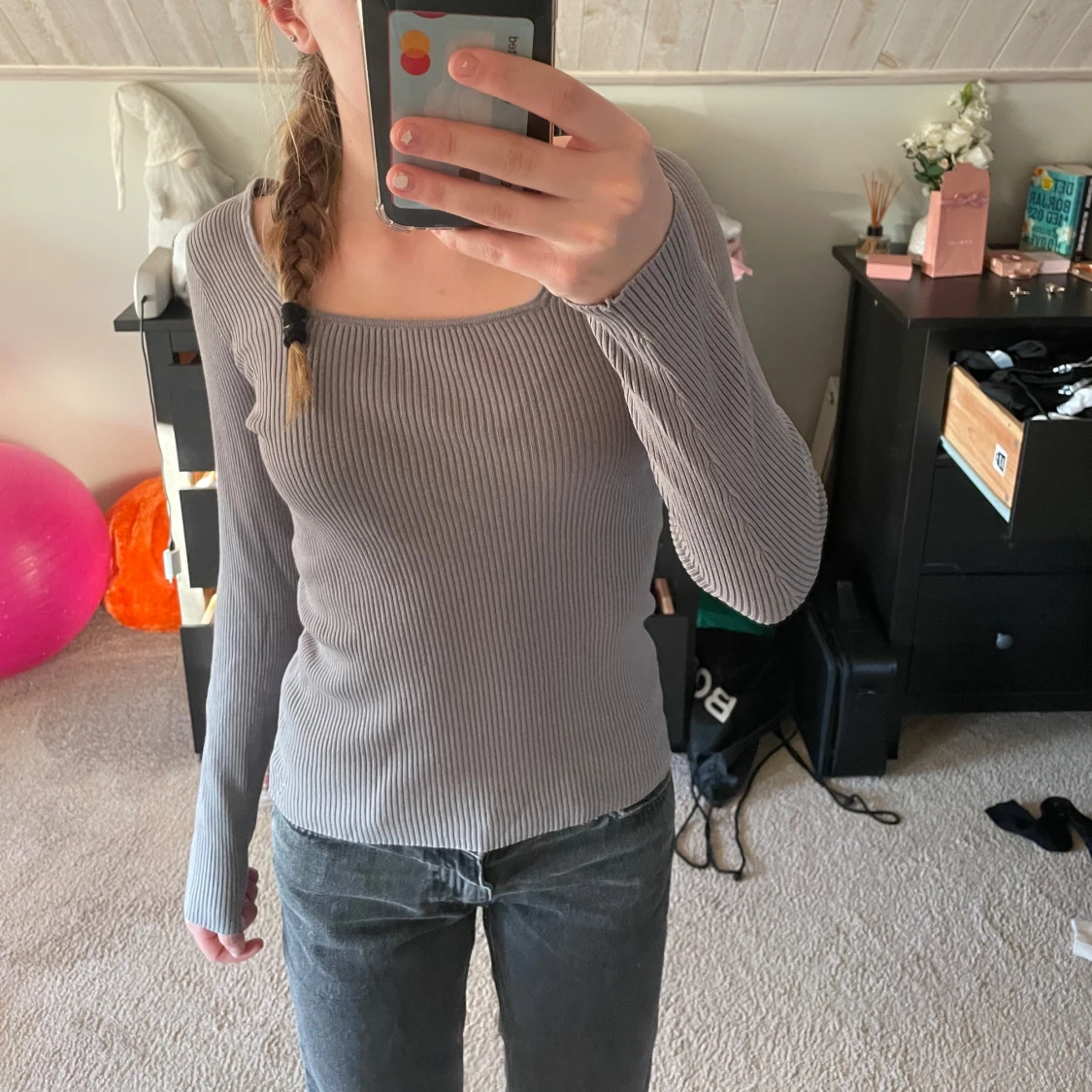 Grå ribbad topp från Samsa Collection
