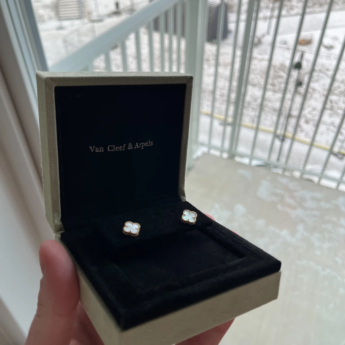 Van Cleef & Arpels Alhambra Earrings - 2