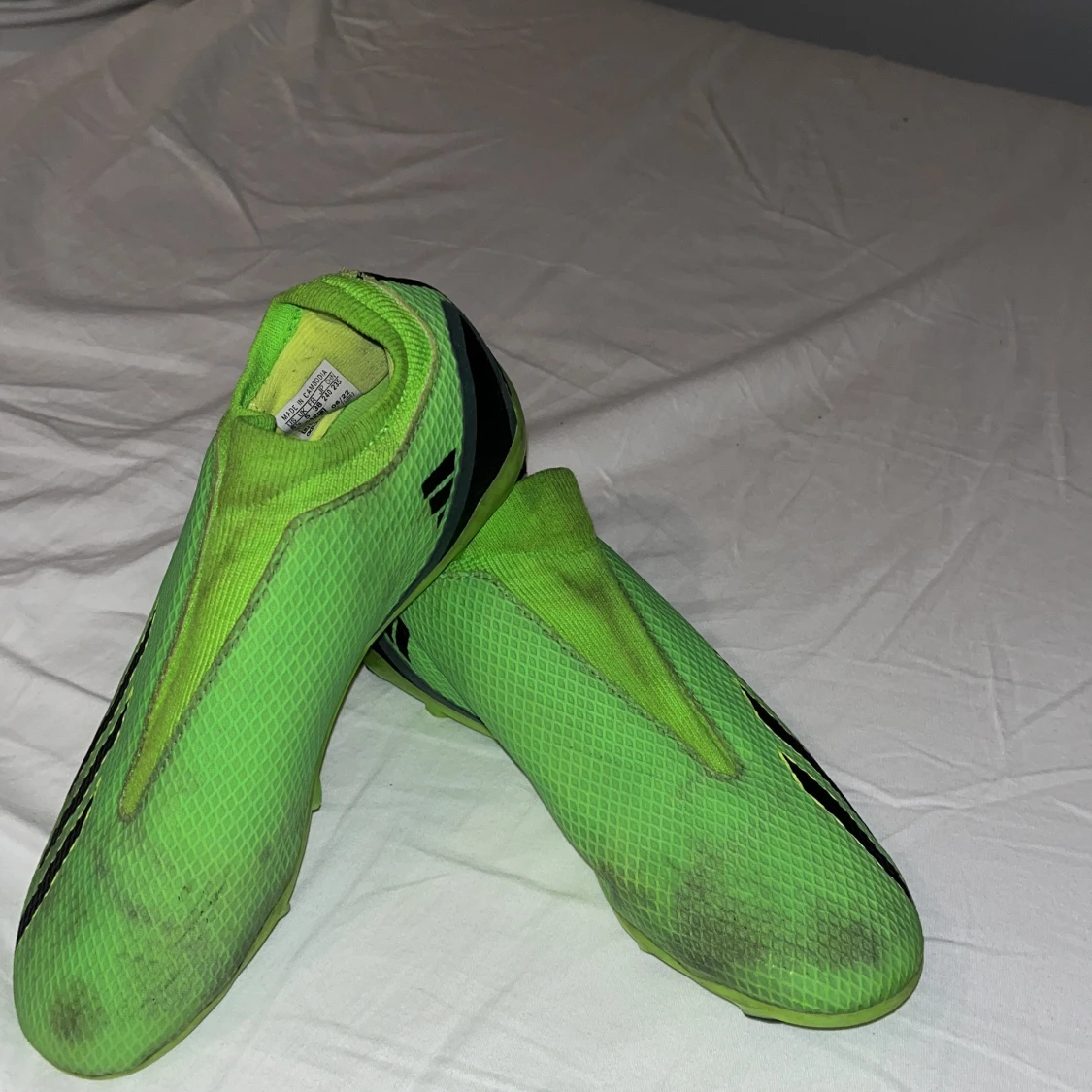 Gröna fotbollsskor från Adidas - 1