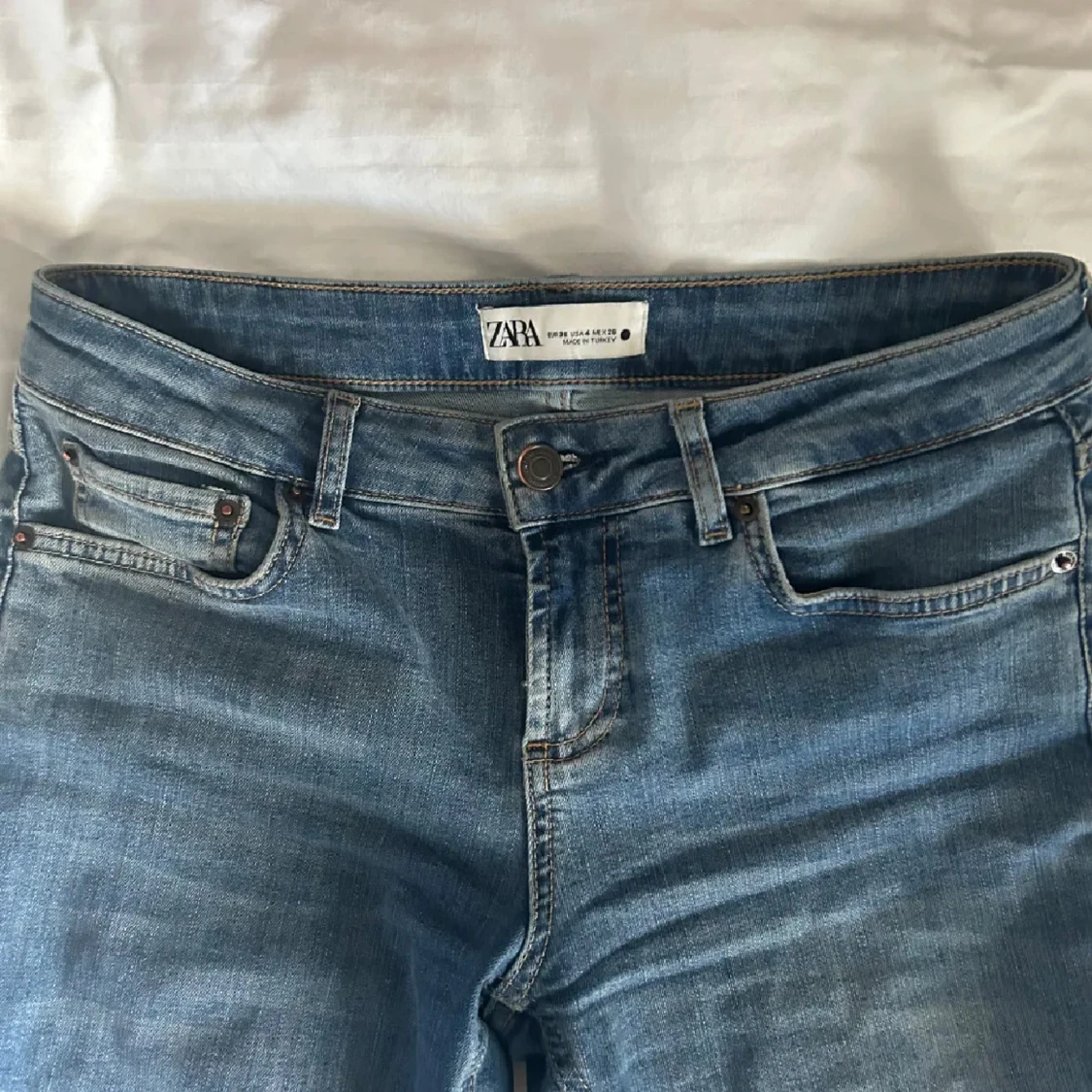Blå jeans från Zara - 1