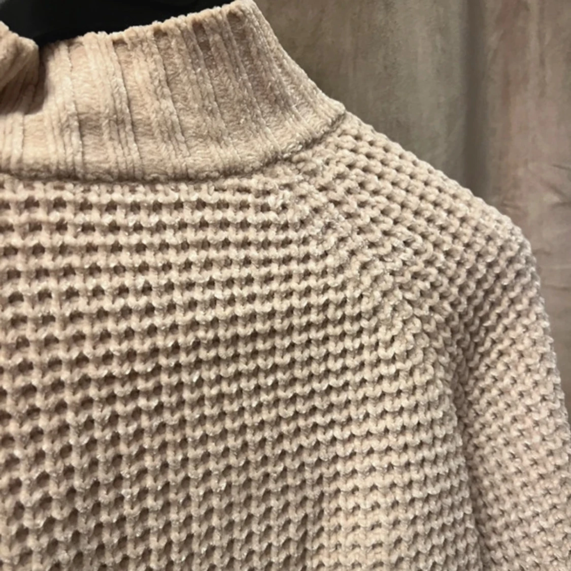 Beige stickad tröja - 3