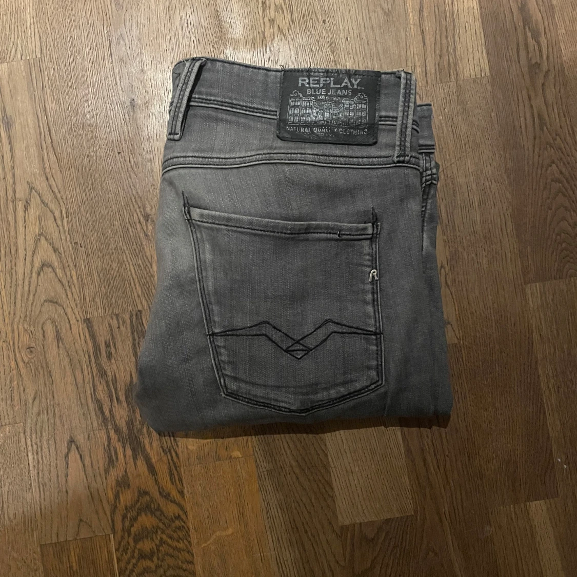 Grå Replay Anbass jeans