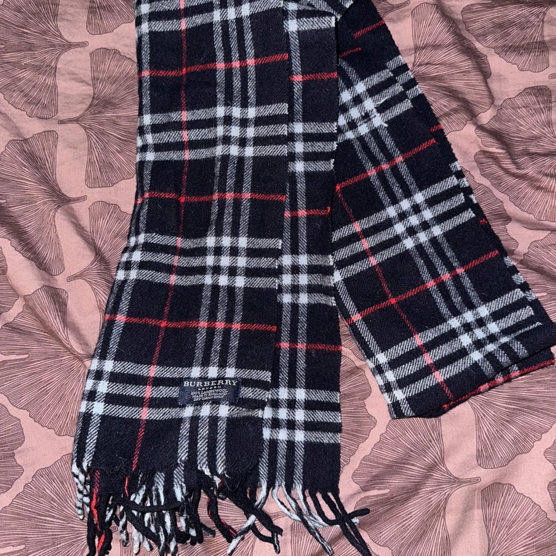 Marinblå rutig halsduk från Burberry