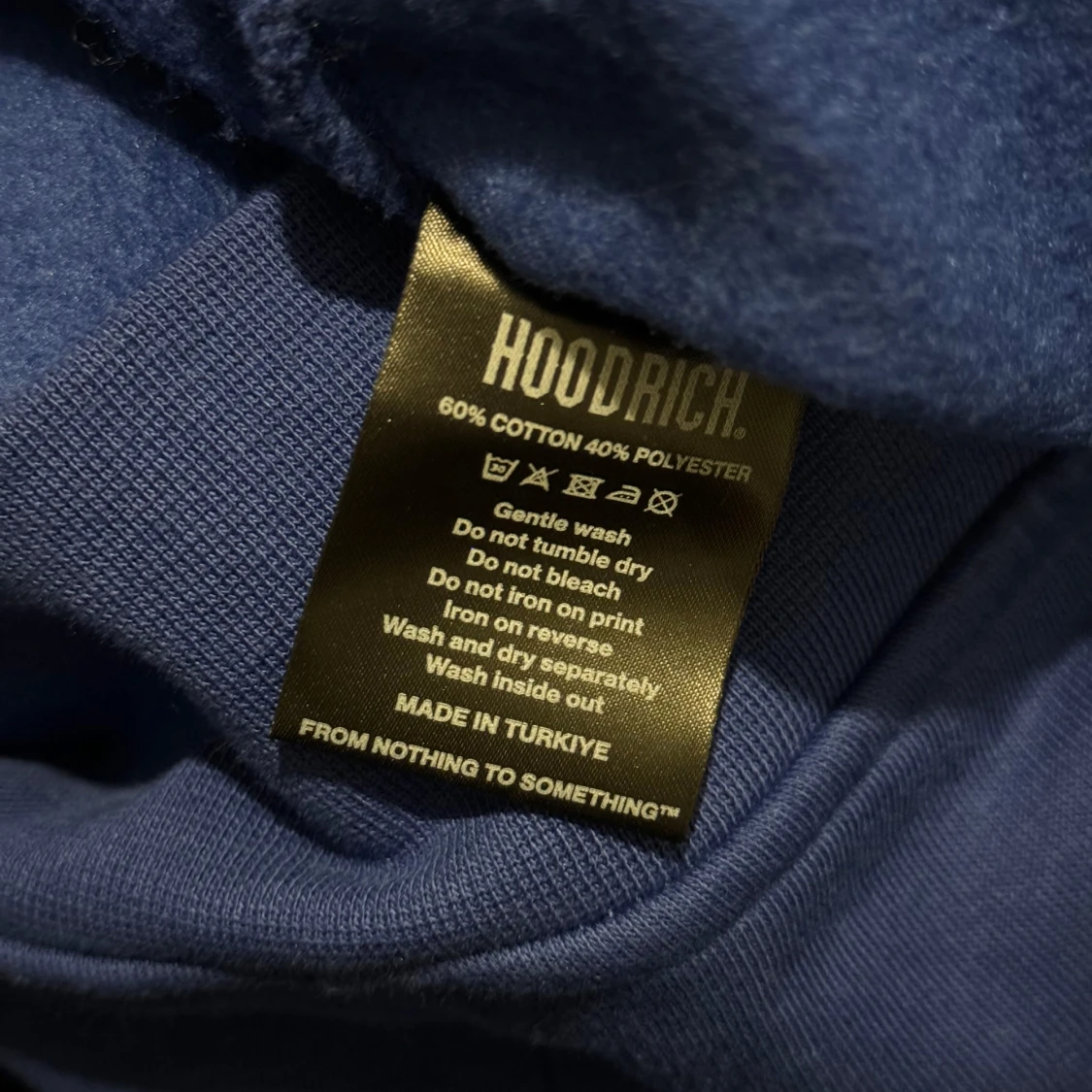 Blå hoodie från Hoodrich - 2