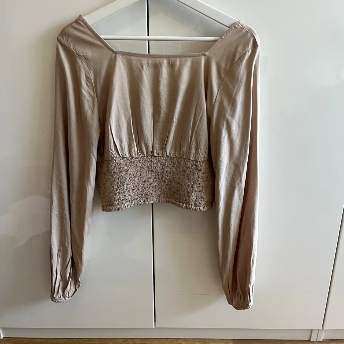 Beige blus från BikBok - 90