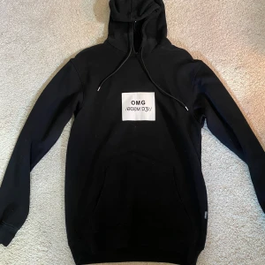 Svart hoodie - Använder inte längre Oversized