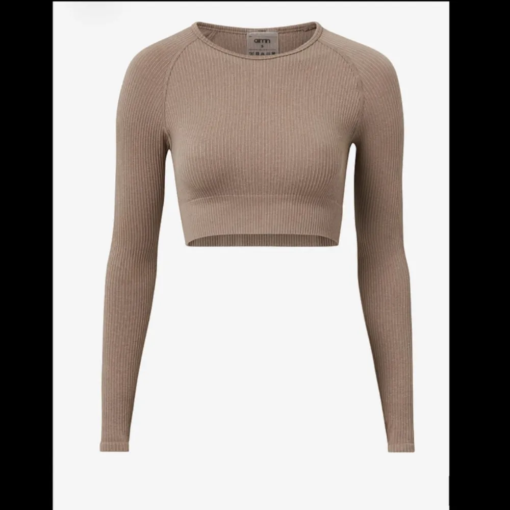 Aim'n Träningströja Espresso Ribbed. ALDRIG ANVÄNT! Nypris på tröjan 499kr . Sportswear.