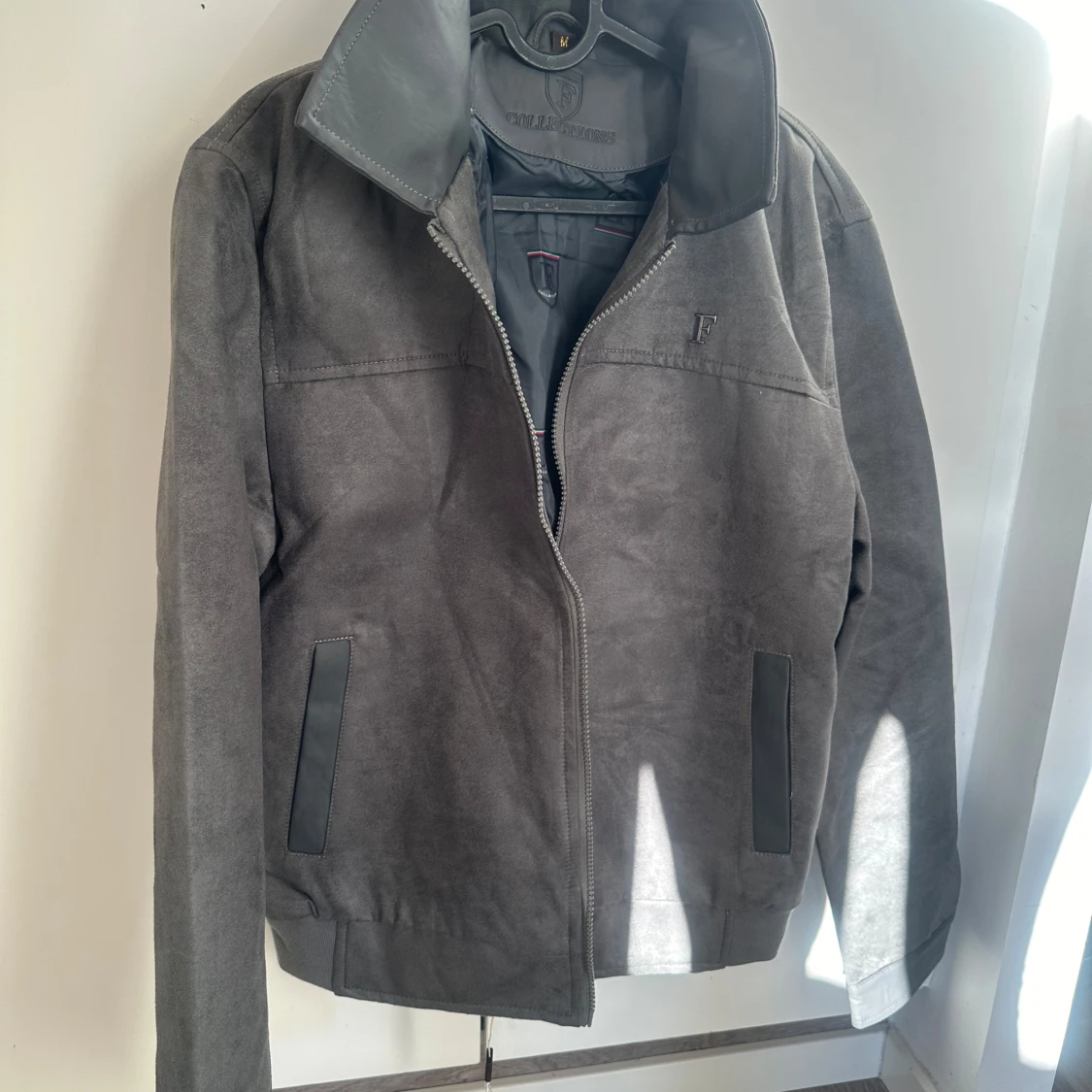 Italiensk Grå mockajacka 