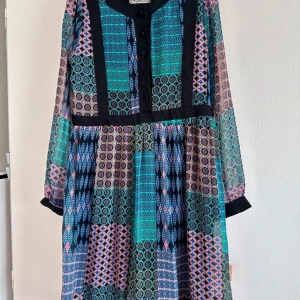 Retro dress - Used once, purchase from Korea