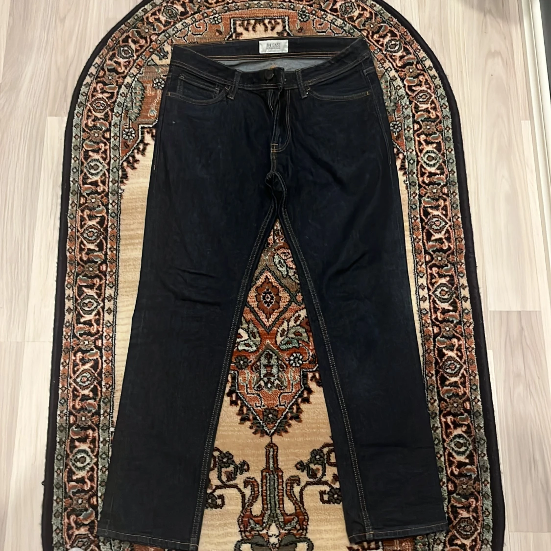 Svarta jeansbyxor från Nudie Jeans