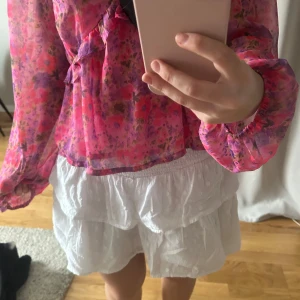 Volang kjol Gina Tricot - Volang kjol från Gina tricot!! 💕