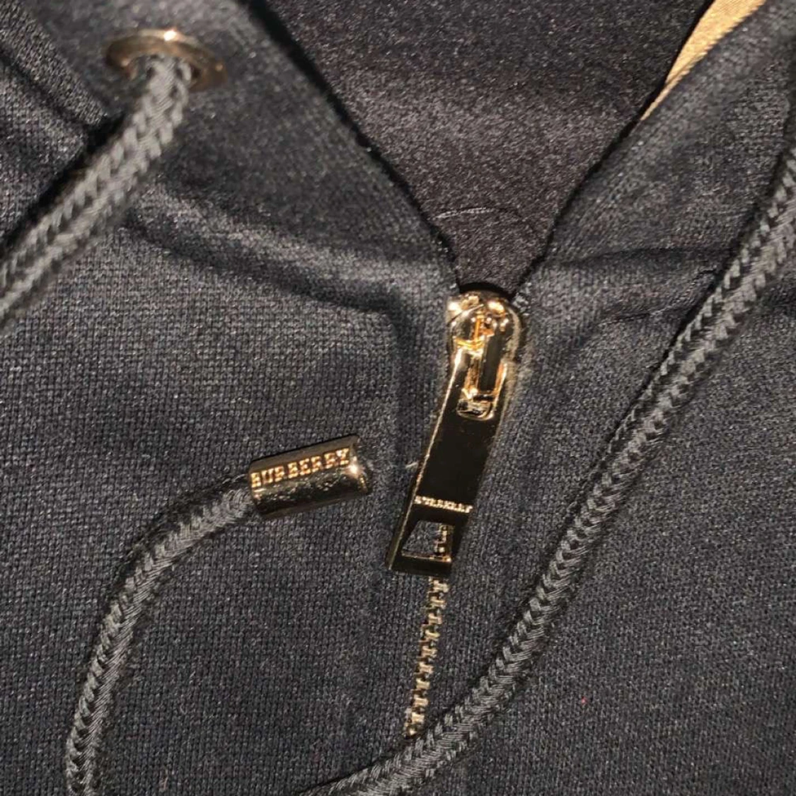Svart hoodie från Burberry - 3