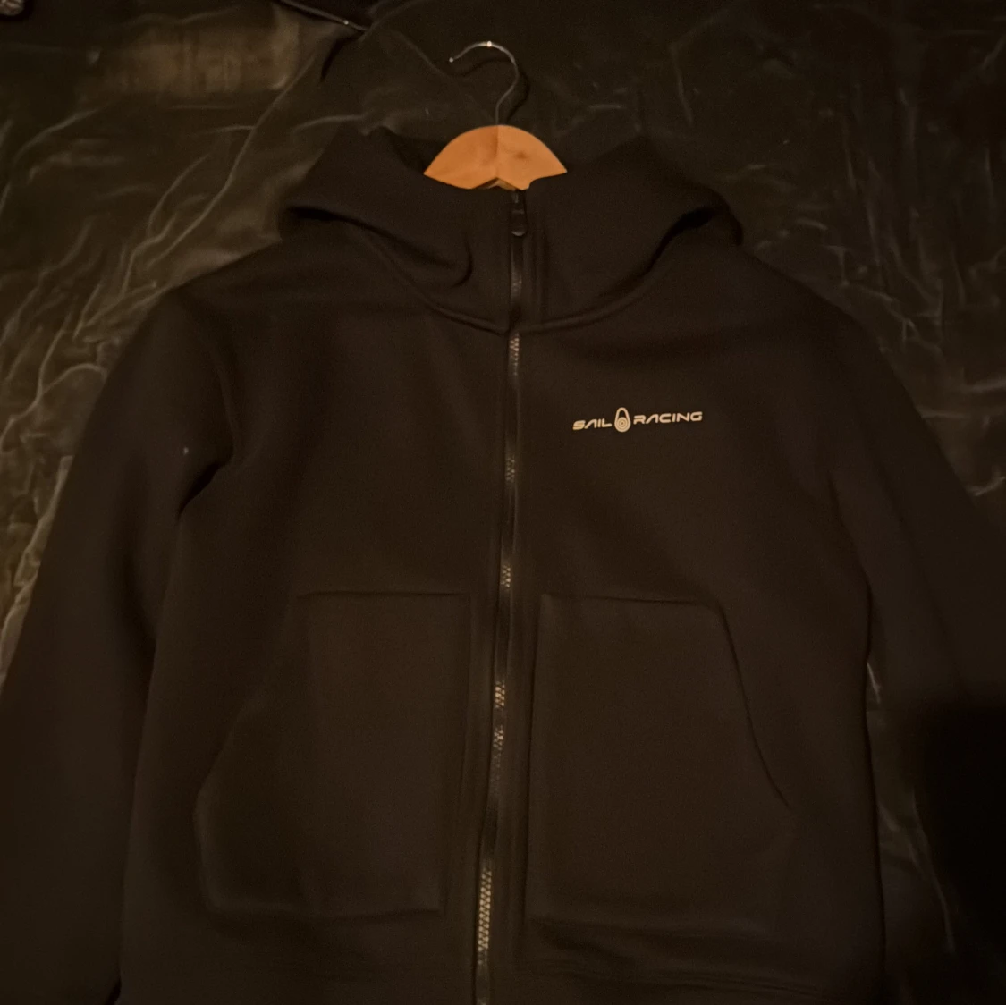 Svart jacka från Sail Racing