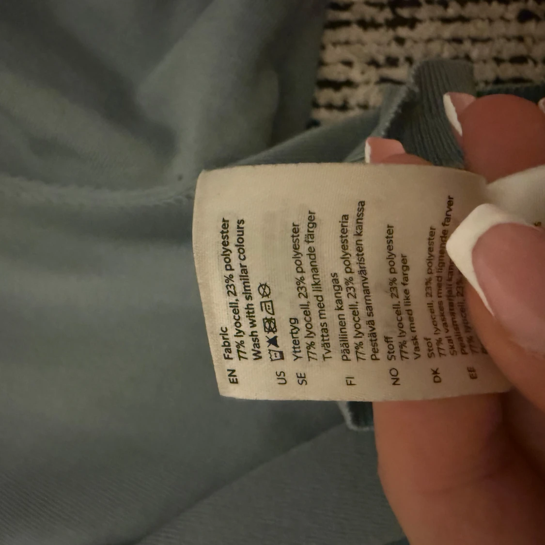 Grön kortärmad topp från Lindex - 2