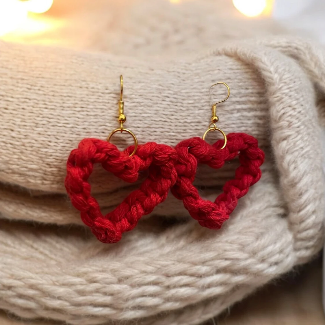 Röda hjärtformade örhängen - 1