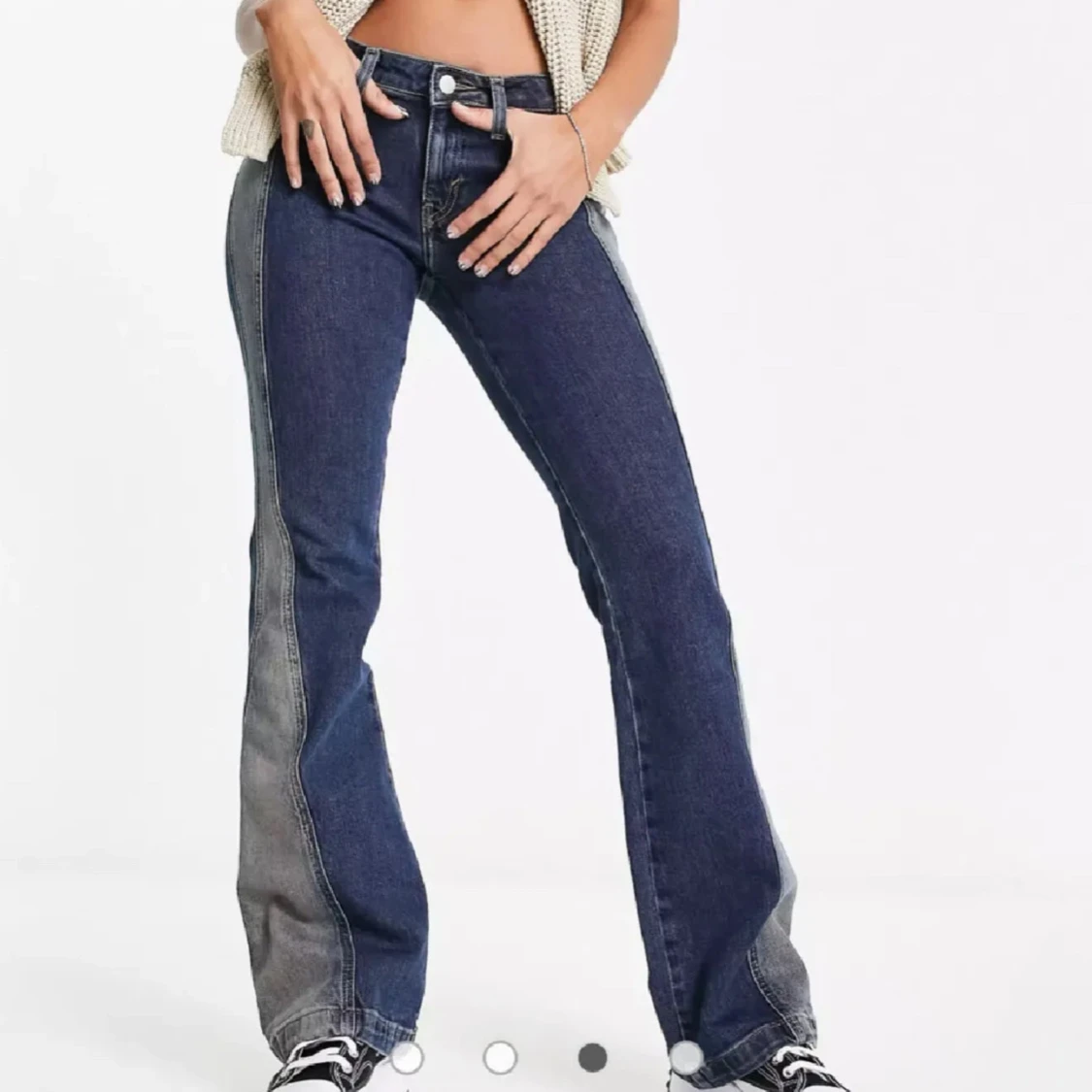 Blå weekday jeans  - 4