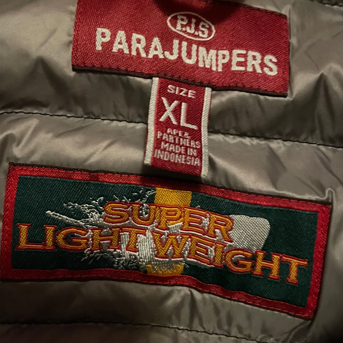 Svart dunväst från Parajumpers - 1