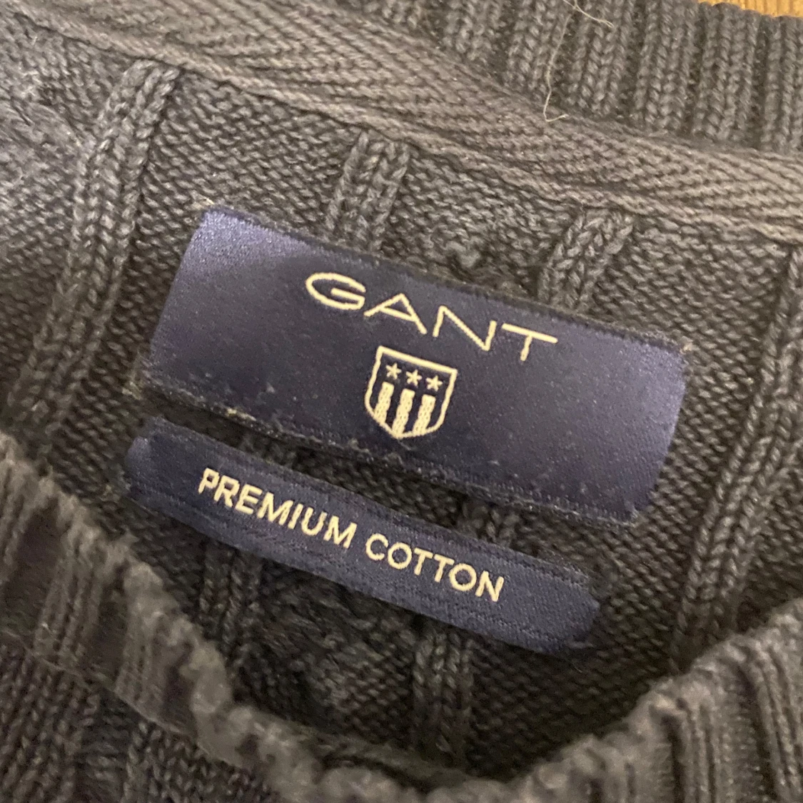 Marinblå stickad tröja från GANT - 3