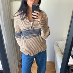 Tröja från nakd x Claire rose - Tröja från Claire rose kollektion med nakd, använd fåtal gånger 