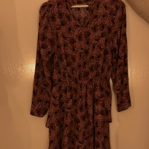 Zara klänning - Zara klänning stl S