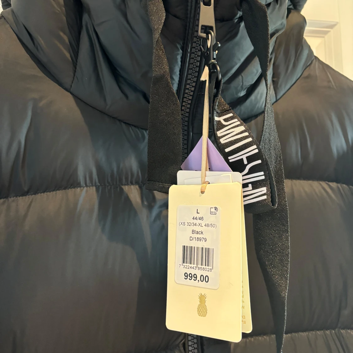 Pernilla Wahlgren dunjacka  - 90