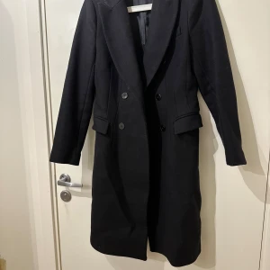 Zara kappa - Fin kappa som funkar till allt. 