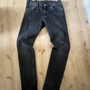 Slim fit gant Jeans - Feta jeans från gant i modellen slim!
