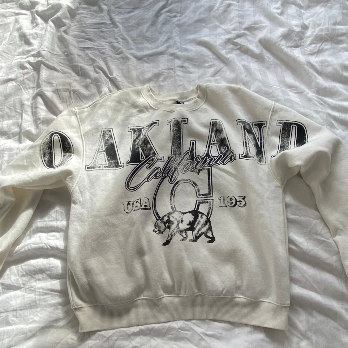 Vit sweatshirt från H&M