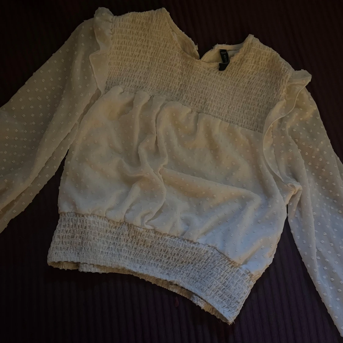 Vit prickig blus - 91