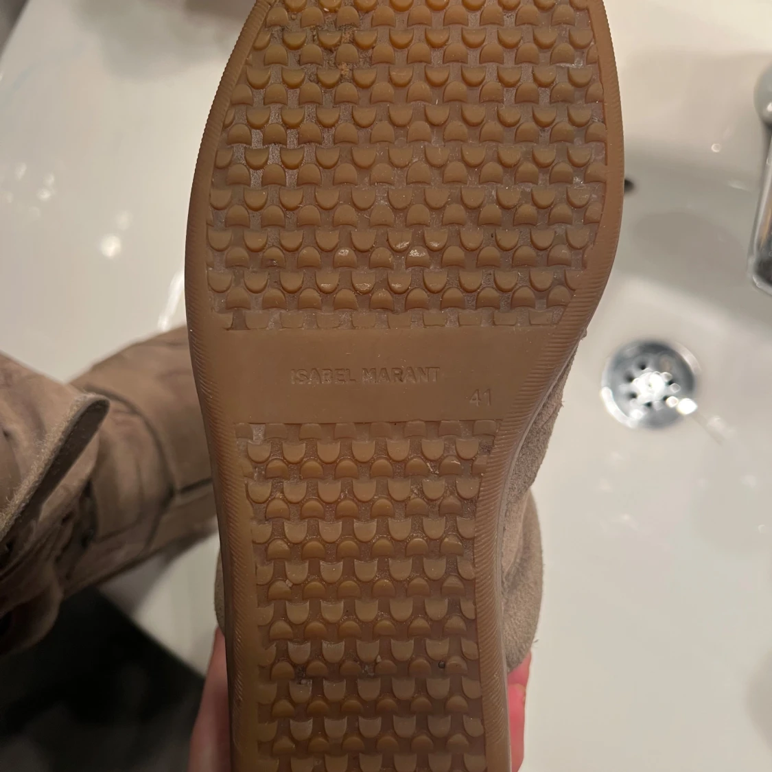 Beige sneakers från Isabel Marant - 91