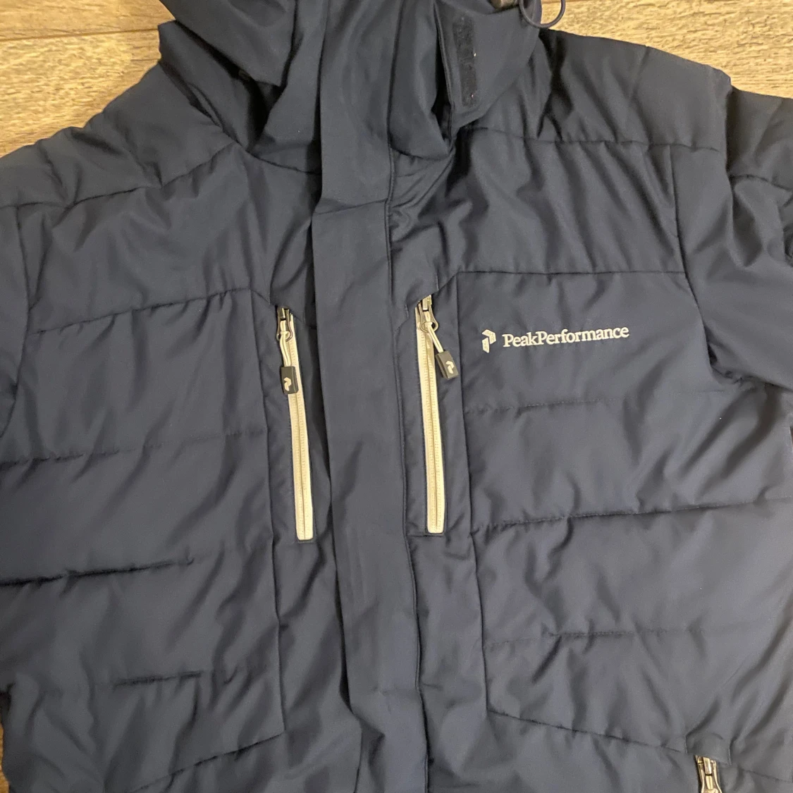 Mörkblå jacka från Peak Performance - 90