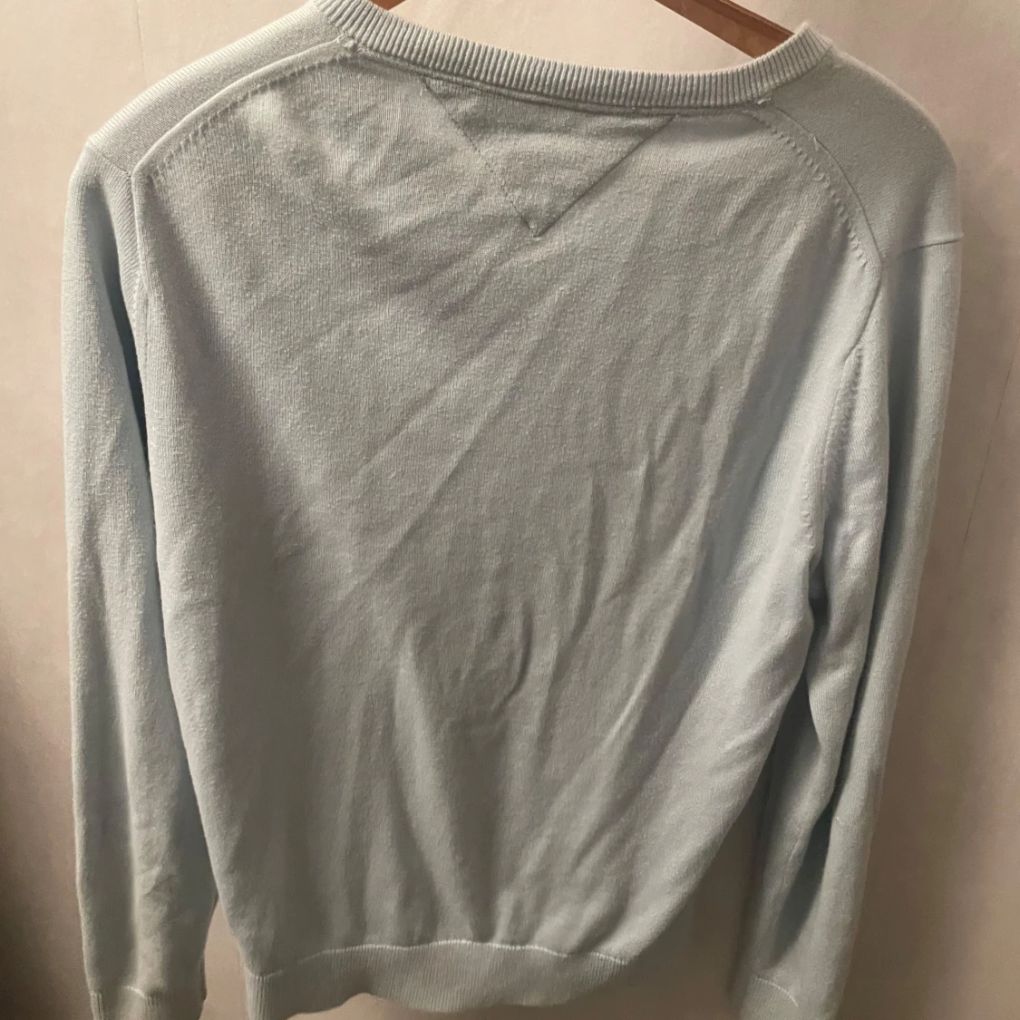 Ljusblå tröja från Tommy Hilfiger - 91