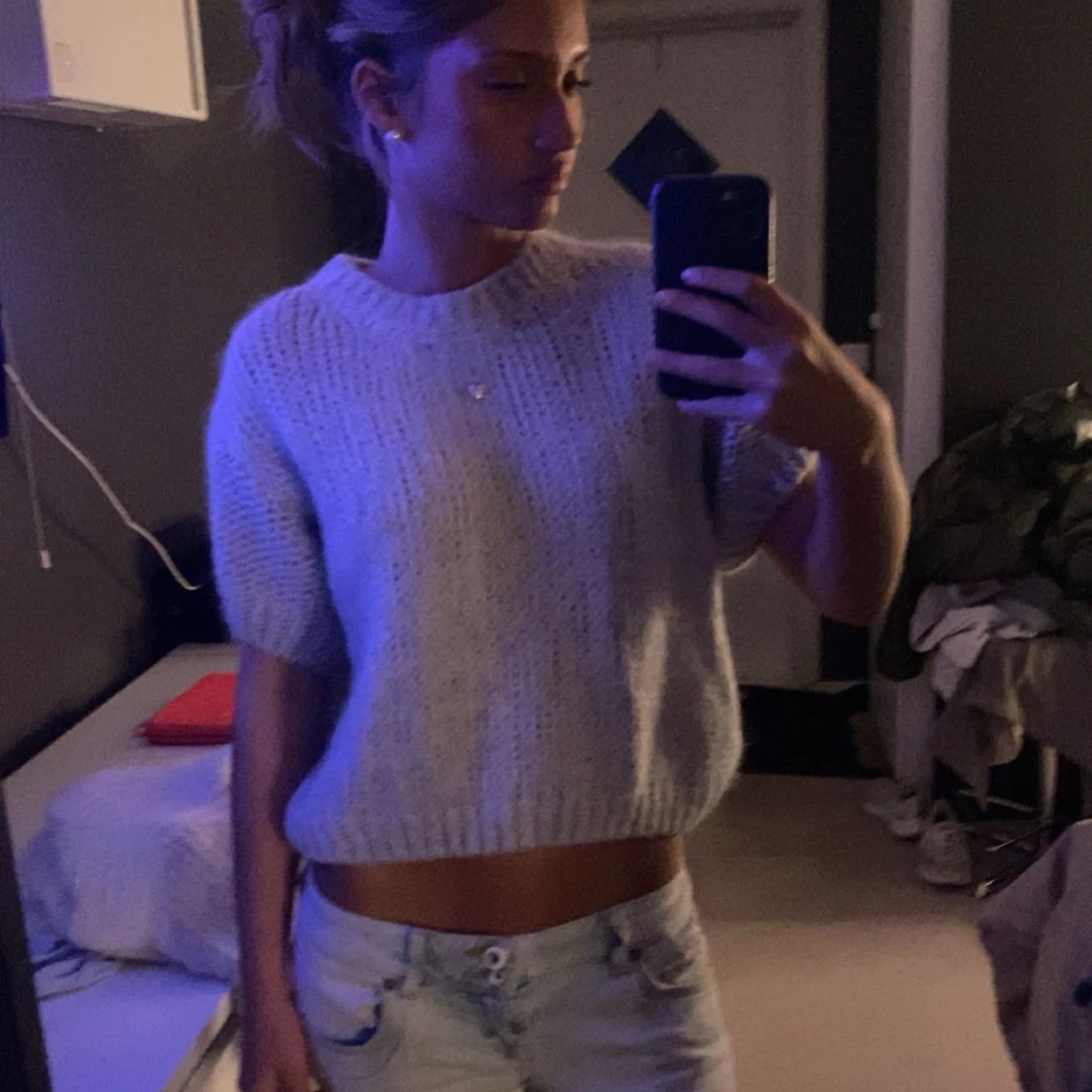 Stickad kortärmad tröja