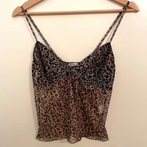 Linne - Snyggt leopard linne💗