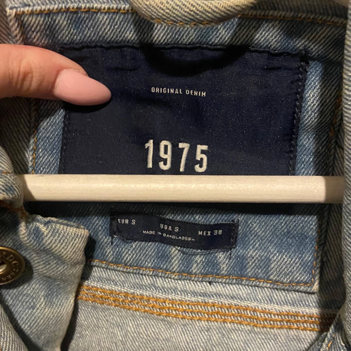 Ljusblå jeansjacka från zara - 92