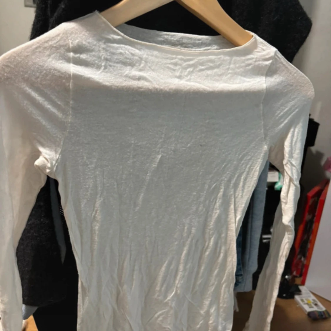 Vit långärmad tröja från intimissmi  - 92