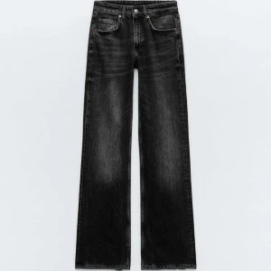 Jeans - Medelhög midja, använda fåtal gånger 