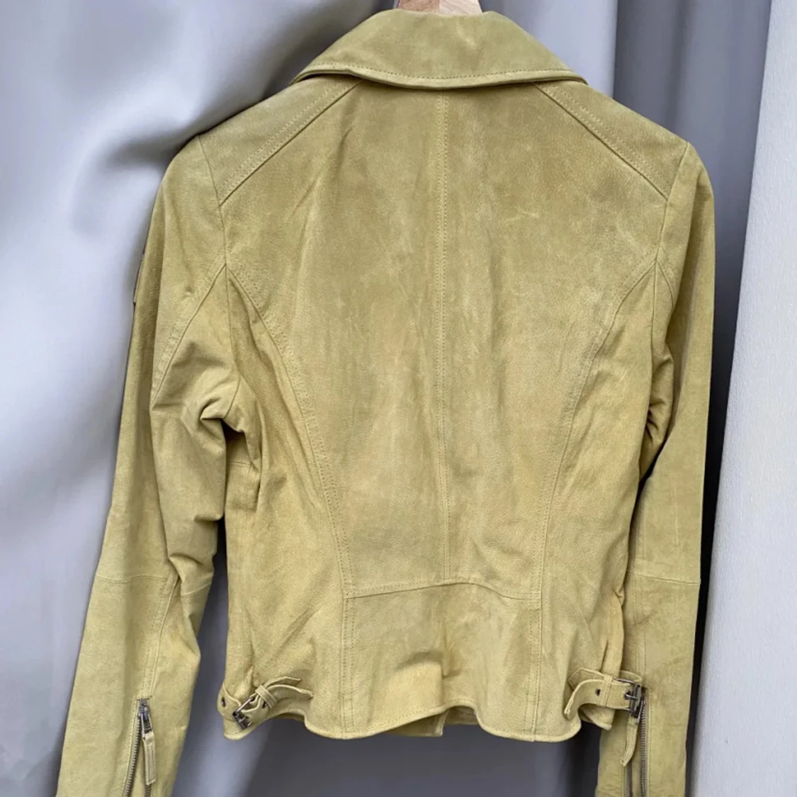 Gul mockajacka från Freaky Nation - 90