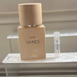 2ml‼️Parfym AMICI från CAIA - 2 ml splitt caia amici⭐️köp via köp nu 