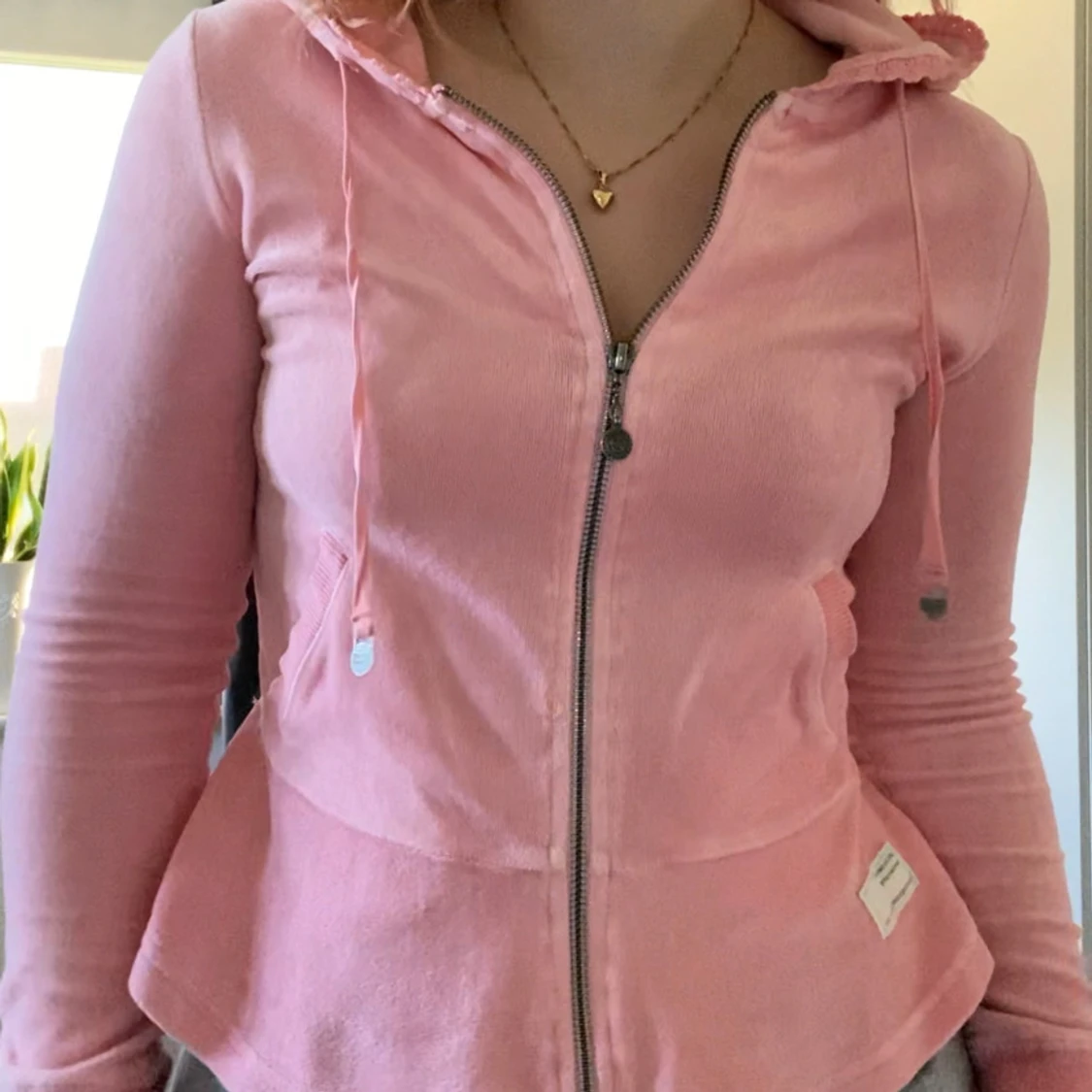 Rosa odd molly munkjack