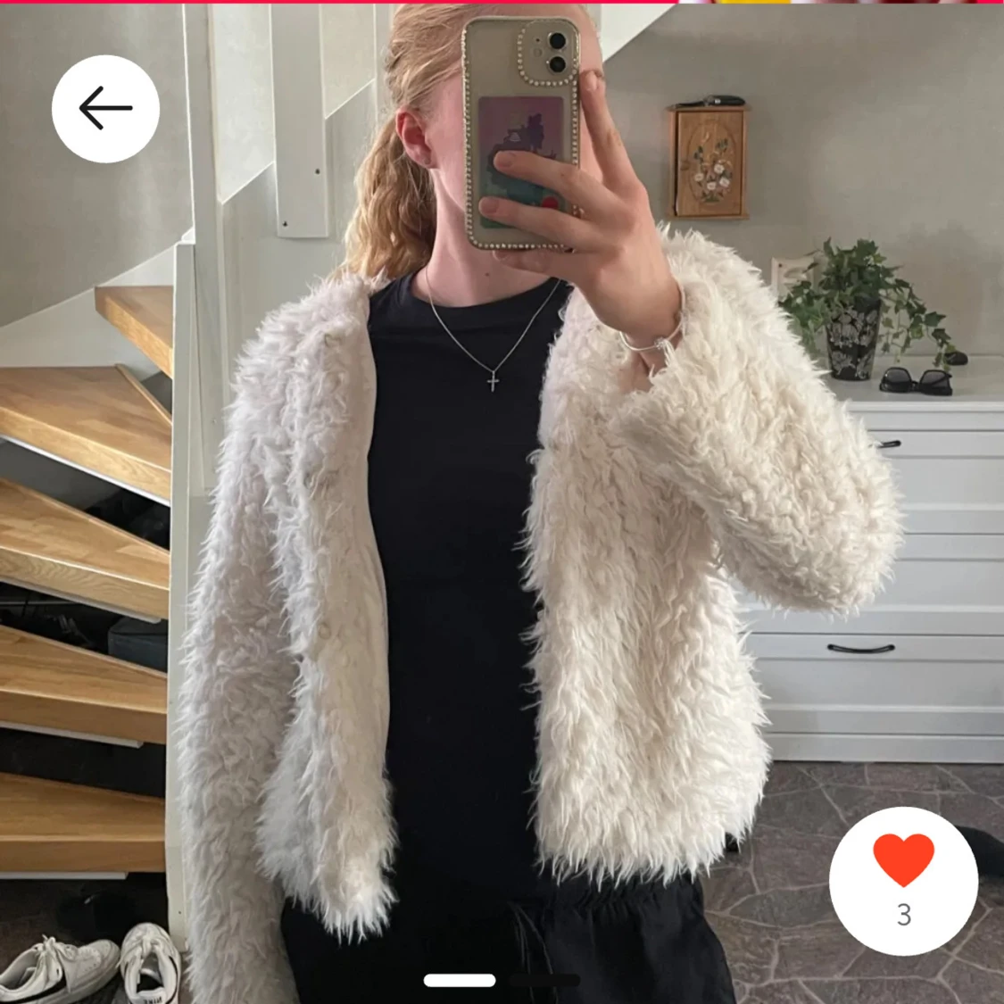 Fluffig vit kofta  - 91