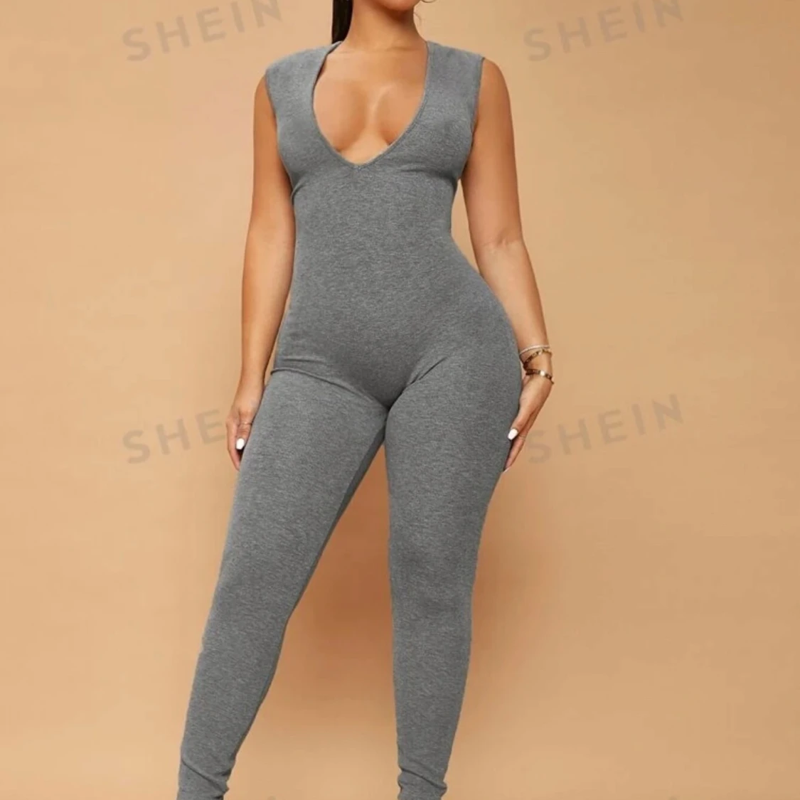 Ärmlös jumpsuit från Shein